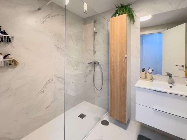 Apartamento con 3 Dormitorios  en El Chaparral