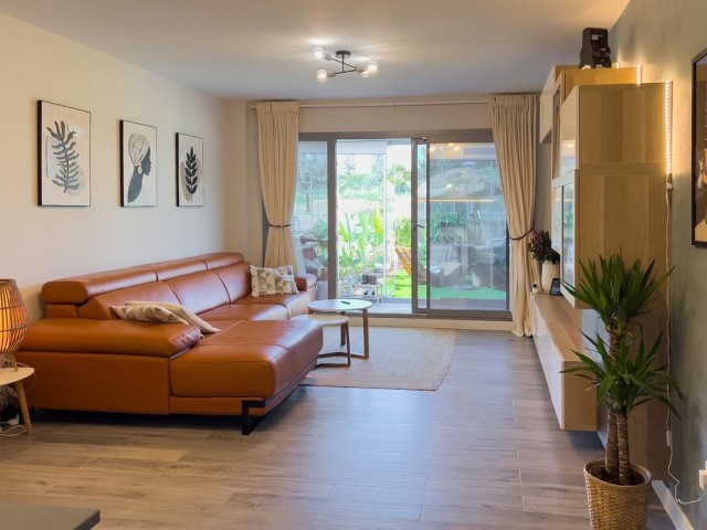 Apartamento con 3 Dormitorios  en El Chaparral