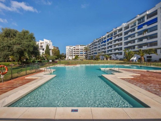 3 Bedrooms Apartment in Puerto Banús