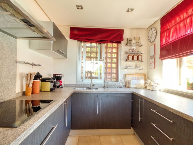 4 Bedrooms Townhouse in Manilva