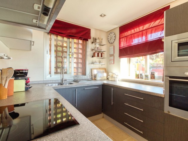 4 Bedrooms Townhouse in Manilva