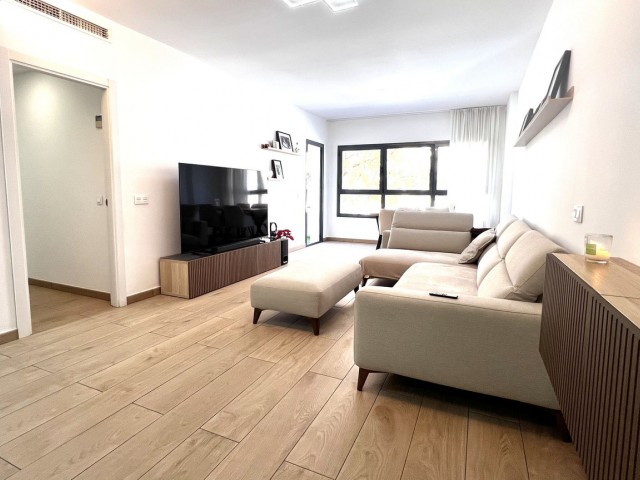 4 Soveroms Leilighet i Estepona