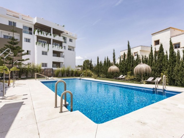 2 Bedrooms Apartment in Nueva Andalucía