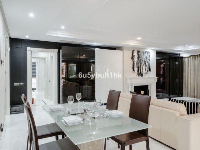 2 Bedrooms Apartment in Marbella