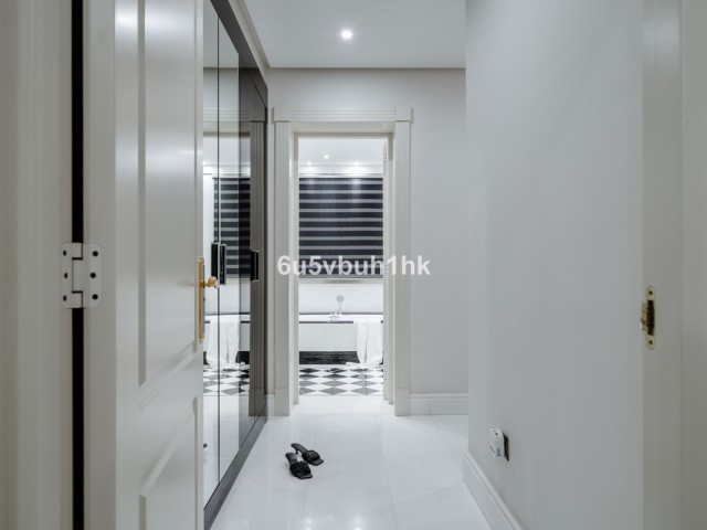 2 Bedrooms Apartment in Marbella