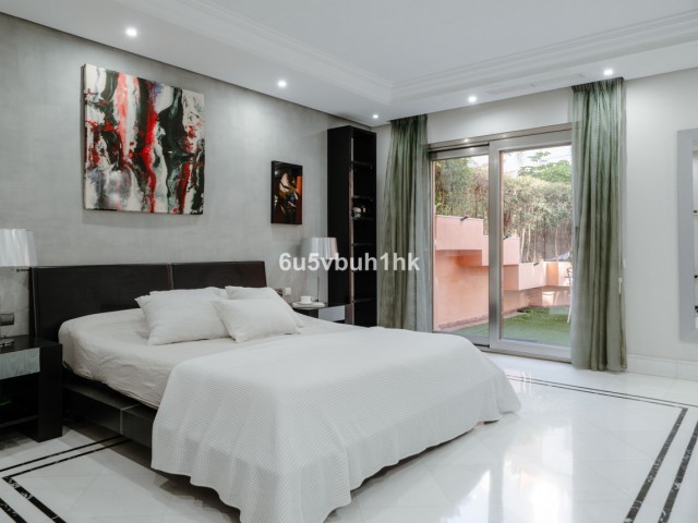 2 Bedrooms Apartment in Marbella