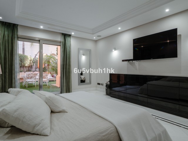 2 Bedrooms Apartment in Marbella