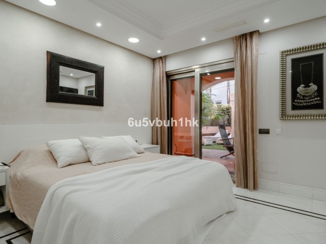 2 Bedrooms Apartment in Marbella