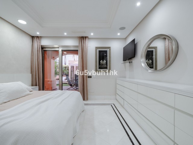 2 Bedrooms Apartment in Marbella