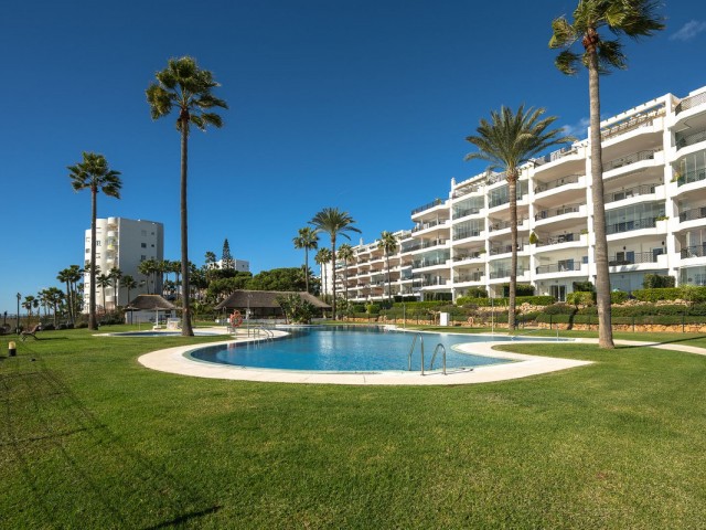 2 Makuuhuoneen Huoneisto Calahonda