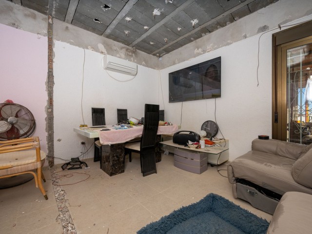 4 Makuuhuoneen Huvila El Faro