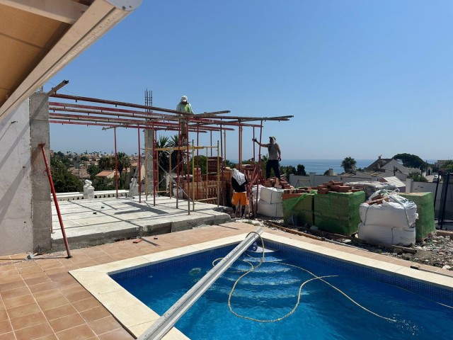 4 Makuuhuoneen Huvila El Faro