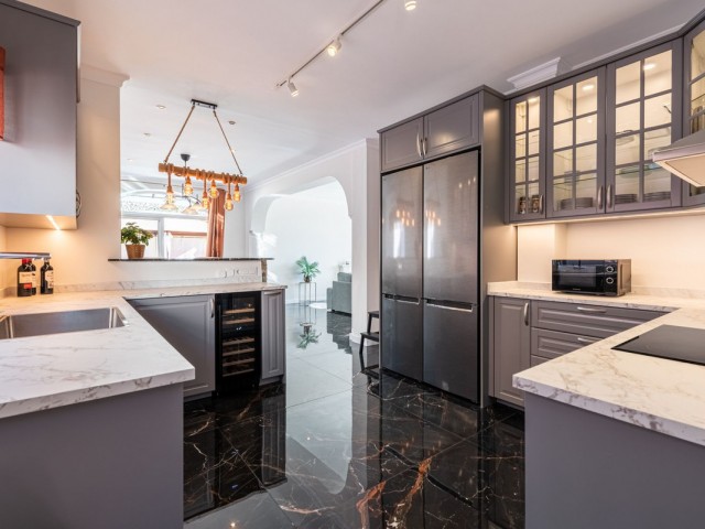 4 Makuuhuoneen Huvila Torreblanca