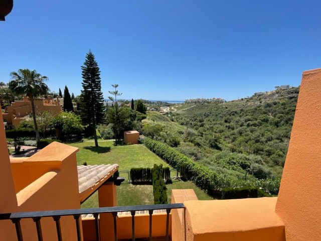 3 Bedrooms Townhouse in Benahavís