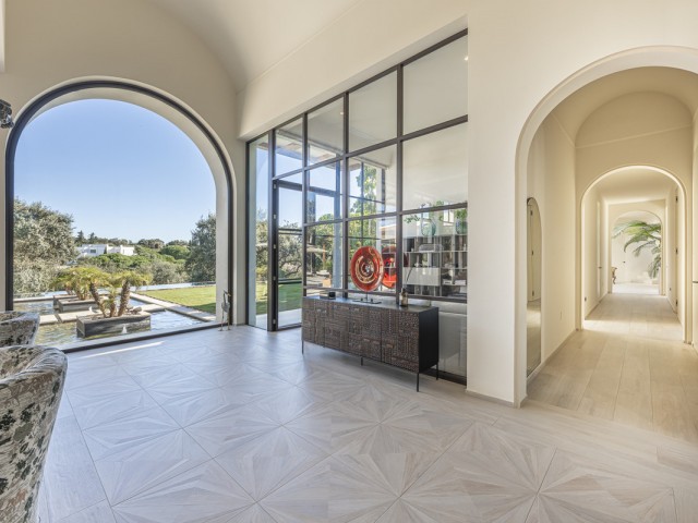 6 Bedrooms Villa in Sotogrande