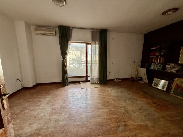 3 Bedrooms Apartment in Marbella