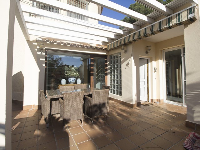 Villa con 3 Dormitorios  en Benalmadena