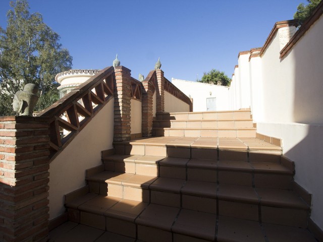 Villa con 3 Dormitorios  en Benalmadena