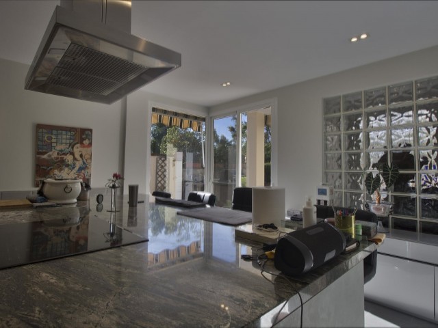 Villa con 3 Dormitorios  en Benalmadena