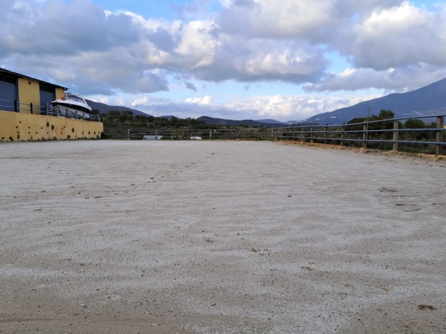 Liikekiinteistö Campo Mijas