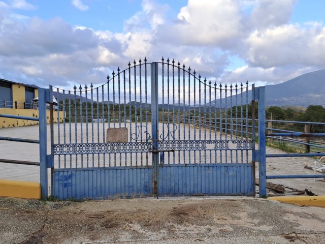 Liikekiinteistö Campo Mijas