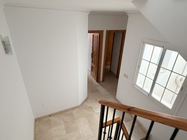 4 Bedrooms Townhouse in Riviera del Sol