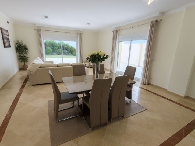 3 Soveroms Leilighet i San Roque