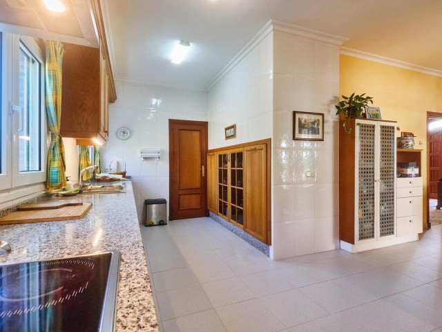 4 Bedrooms Villa in Mijas Costa