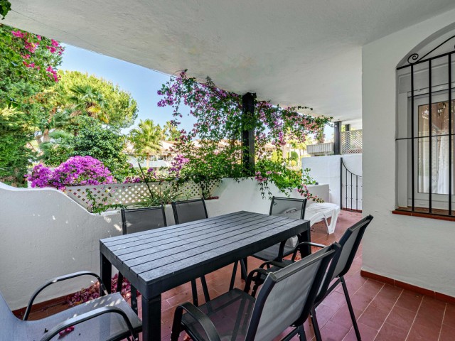 3 Bedrooms Apartment in Sierra Blanca