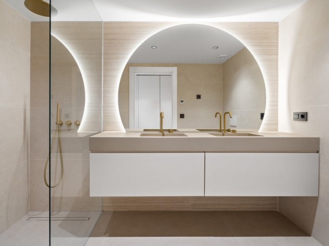 3 Schlafzimmer Apartment in Nueva Andalucía