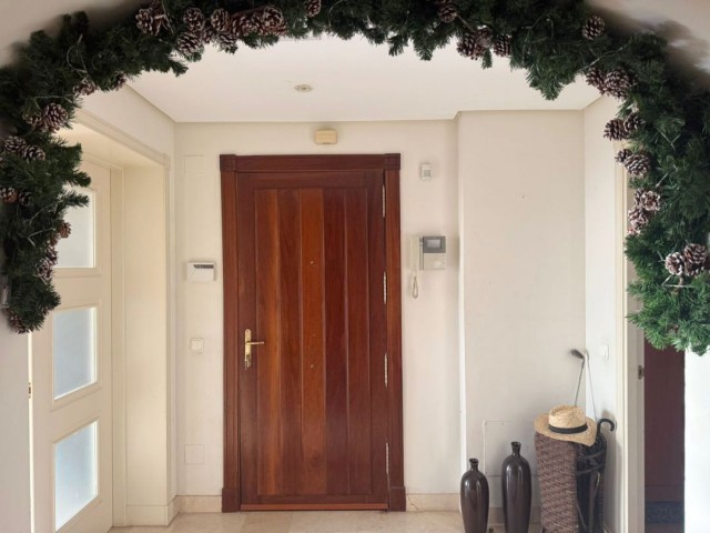 Ático con 3 Dormitorios  en Marbella