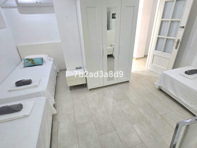 8 Bedrooms Villa in Nueva Andalucía