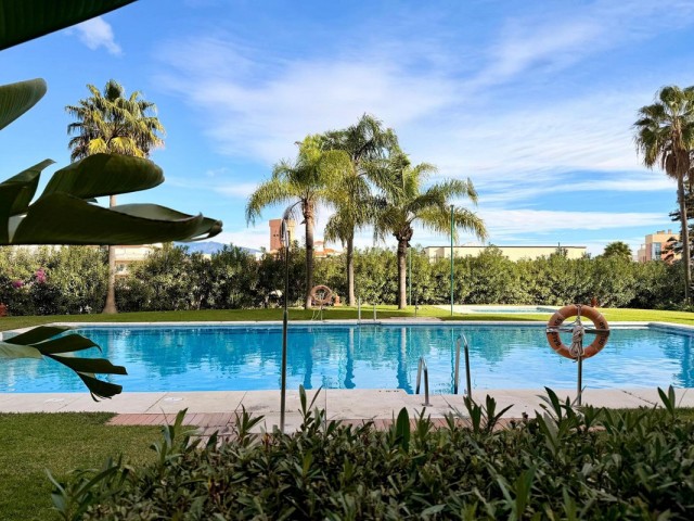 Appartement avec 2 Chambres  à Estepona