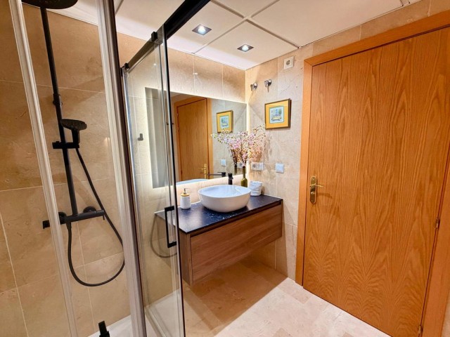 Appartement avec 2 Chambres  à Estepona