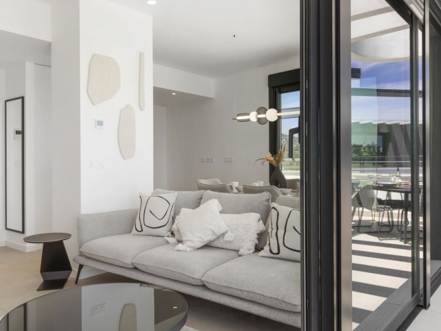 Ático con 2 Dormitorios  en Torremolinos