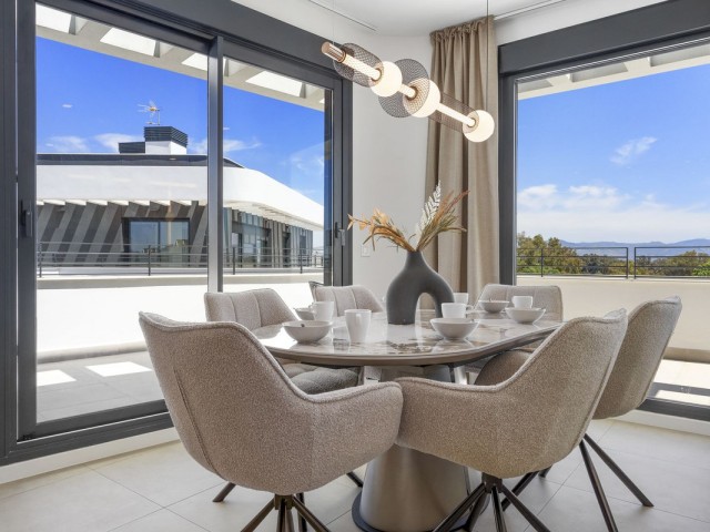 Ático con 2 Dormitorios  en Torremolinos