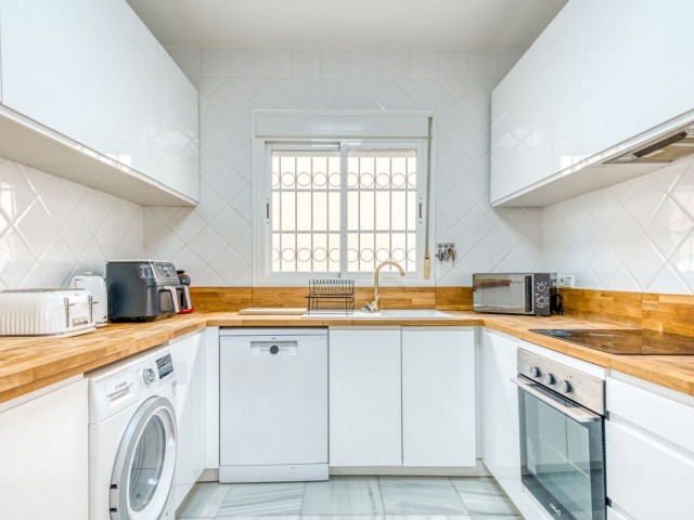 4 Bedrooms Villa in New Golden Mile