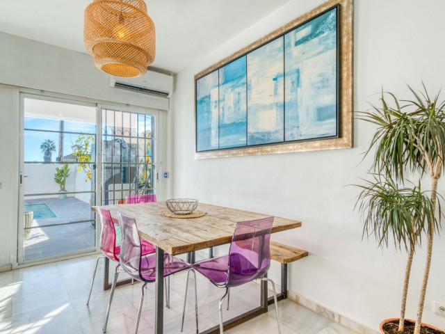 4 Bedrooms Villa in New Golden Mile