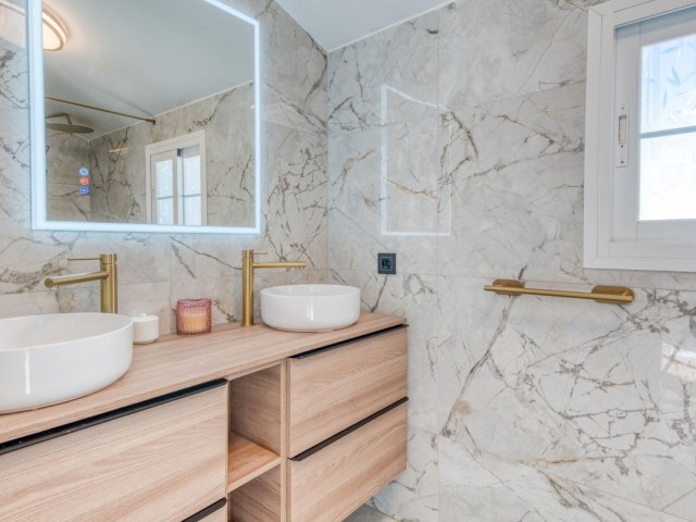 4 Bedrooms Villa in New Golden Mile