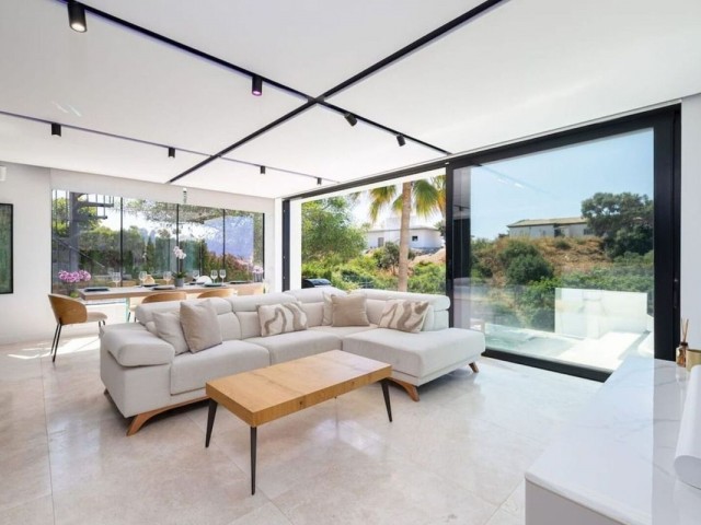 3 Schlafzimmer Villa in El Faro