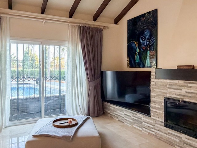 Villa con 4 Dormitorios  en Mijas Golf