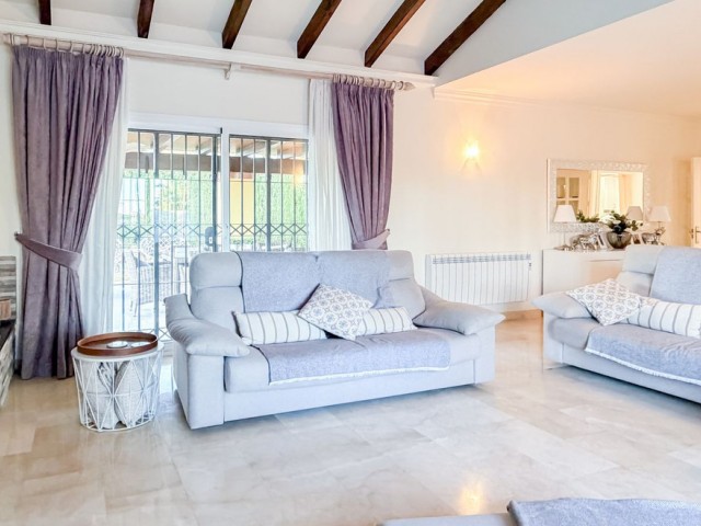 Villa con 4 Dormitorios  en Mijas Golf