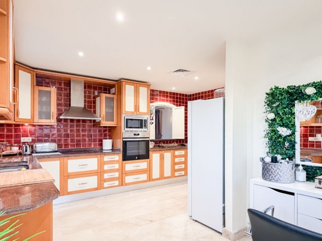 Villa con 4 Dormitorios  en Mijas Golf