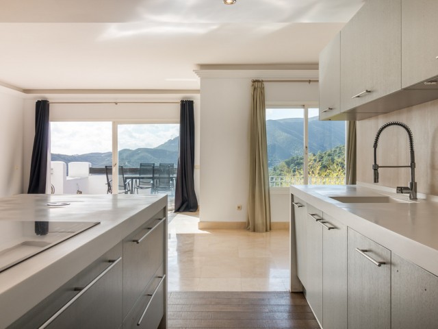 3 Bedrooms Townhouse in Istán