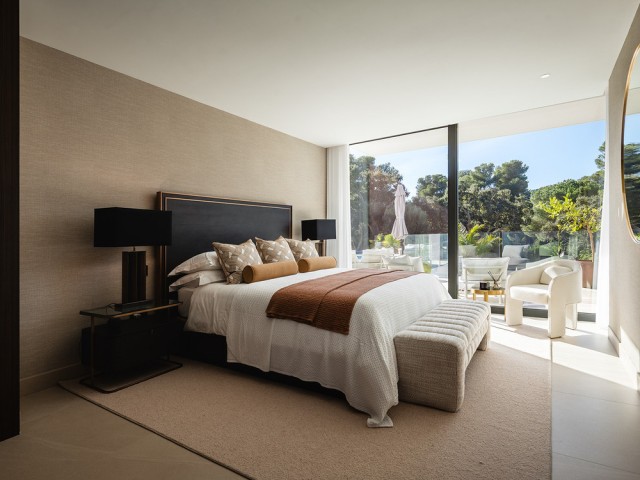 7 Bedrooms Villa in Sotogrande Costa