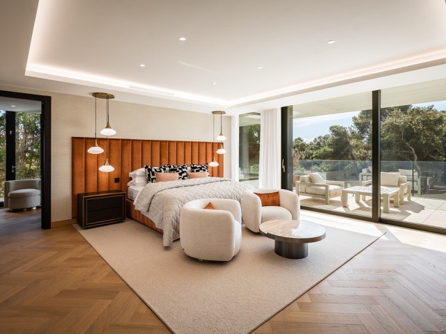 7 Bedrooms Villa in Sotogrande Costa
