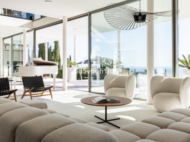 Villa con 4 Dormitorios  en Benalmadena