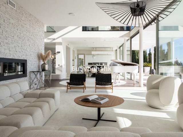 Villa con 4 Dormitorios  en Benalmadena