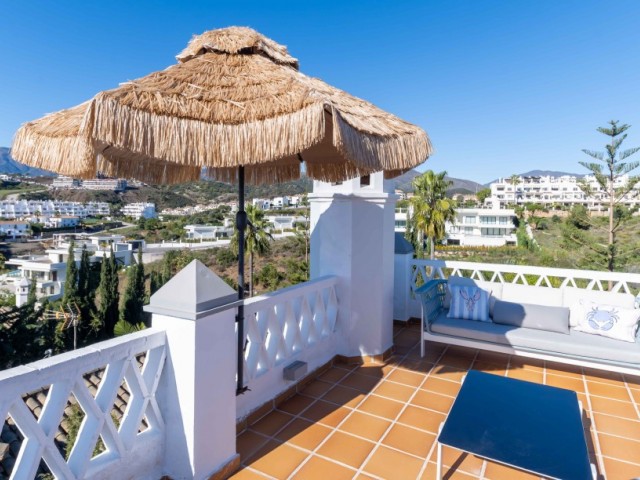 Villa avec 4 Chambres  à Estepona