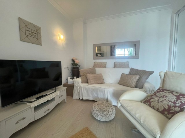 Penthouse avec 2 Chambres  à Estepona